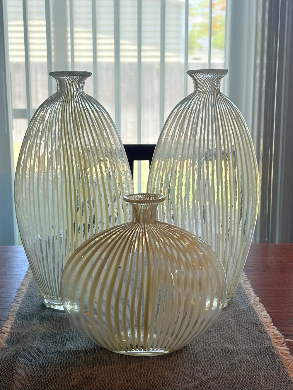 Z Gallerie MCM Murano Style 3 Striped Glass Vases White & Beige 8